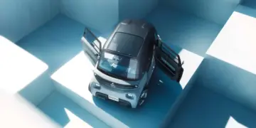 vista desde el aire puertas Opel Rocks