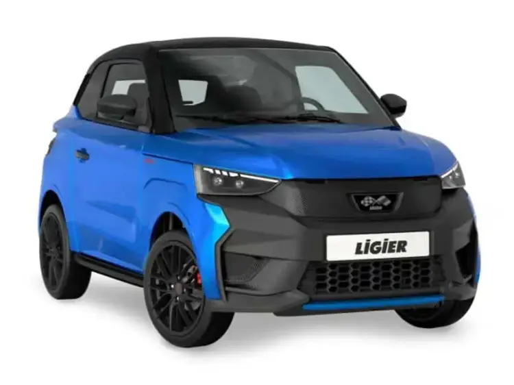 ligier js50 azul vista frontal en fotografia oficial sobre fondo blanco