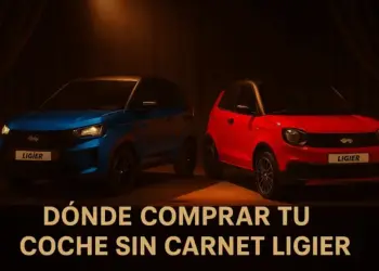 Imagen híbrida con dos coches Ligier y fondo digital creado mediante IA. Imagen híbrida de dos coches sin carnet Ligier en estudio con fondo generado por IA y texto dónde comprar tu coche sin carnet Ligier